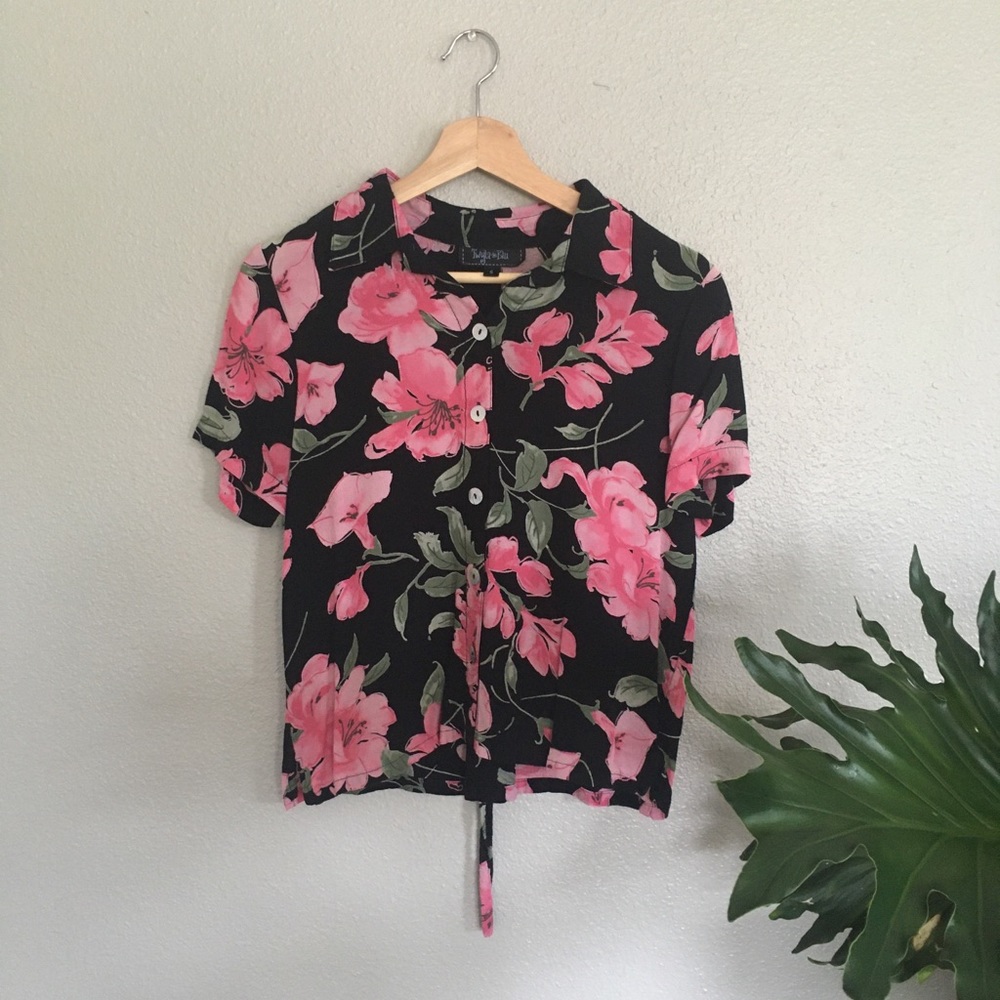 VINTAGE floral blouse